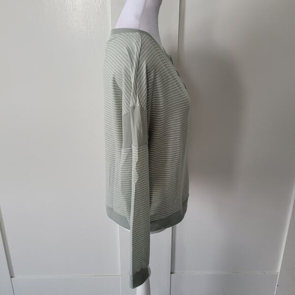 Splendid Size S Green Striped Lounge Top Soft Long Sleeve Chest Pocket Casual - Picture 2 of 9